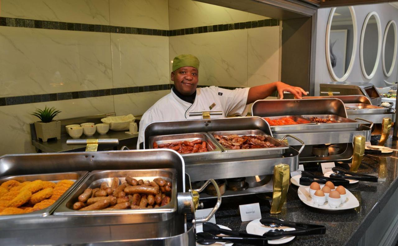 Holiday Inn Johannesburg Airport By Ihg Kempton Park Eksteriør billede