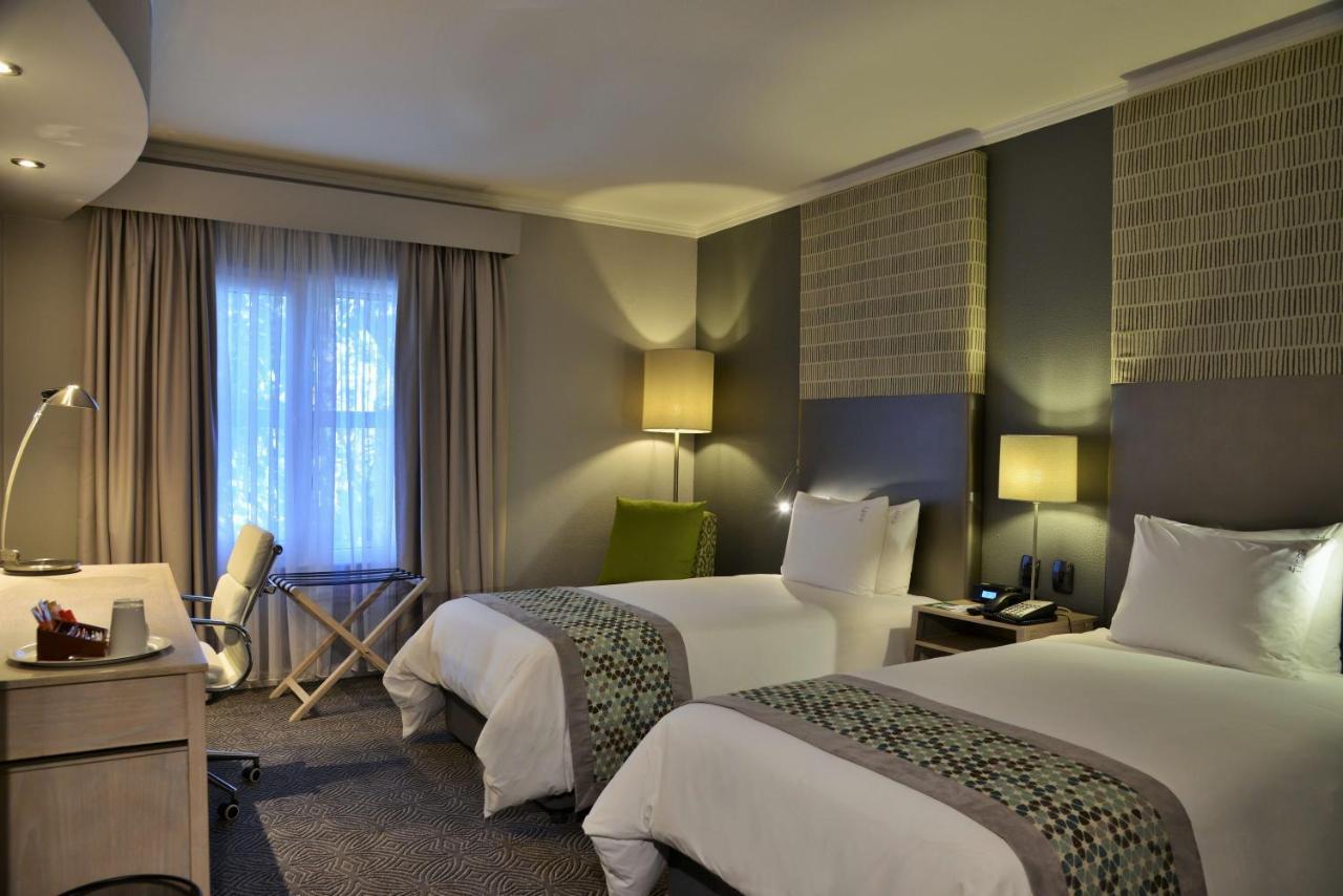 Holiday Inn Johannesburg Airport By Ihg Kempton Park Eksteriør billede