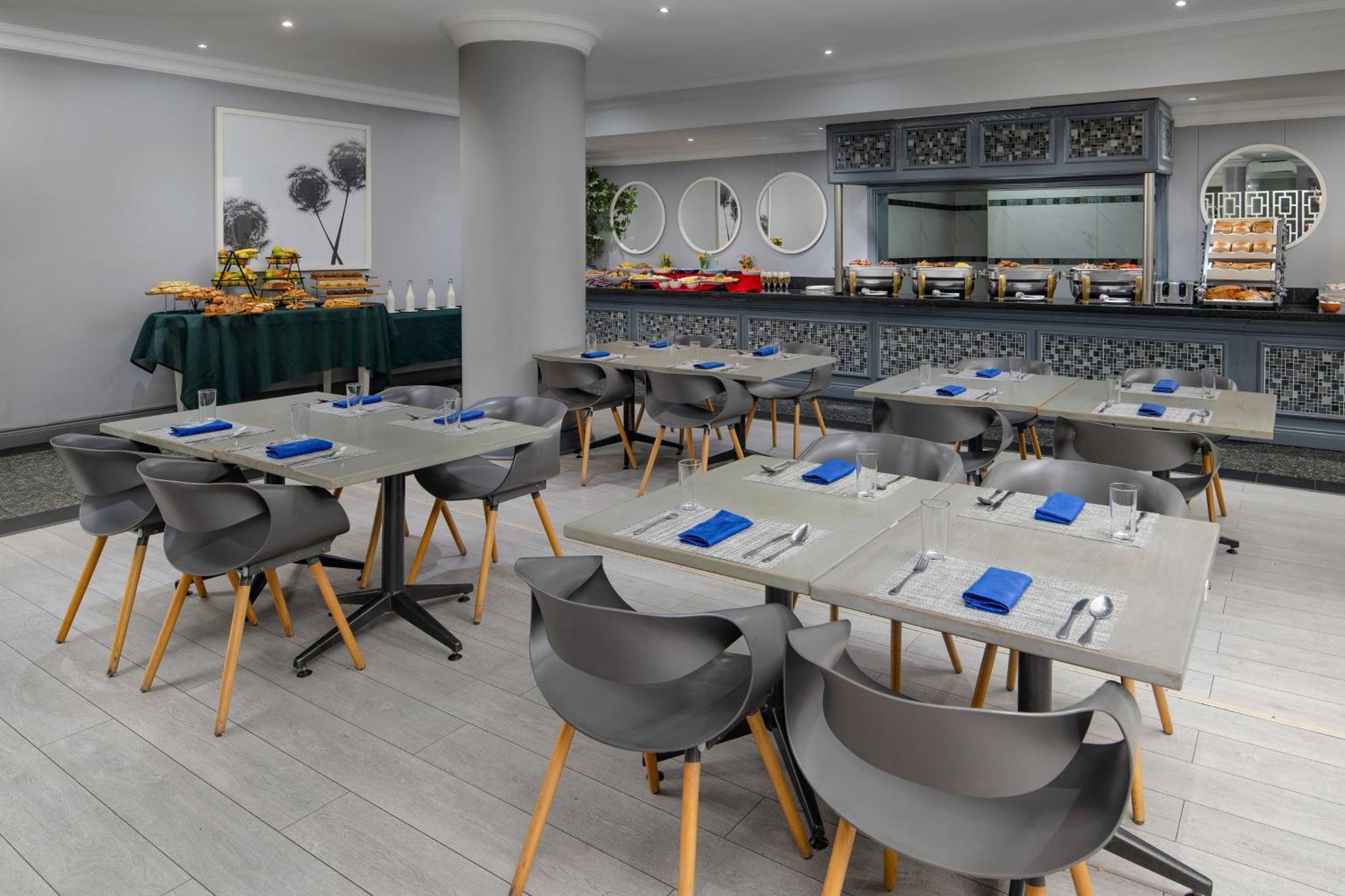 Holiday Inn Johannesburg Airport By Ihg Kempton Park Eksteriør billede
